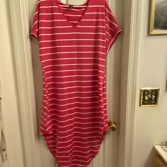 NWT Shein Pink & White Striped Short Sleeve Tee Dress - Picture 4 of 5